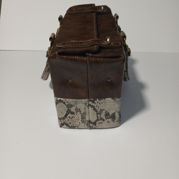 Leather Small Suitcase With Genuine Snake Skin Accents 18"X 11" RARE Brown Faux? - Picture 2 of 9
